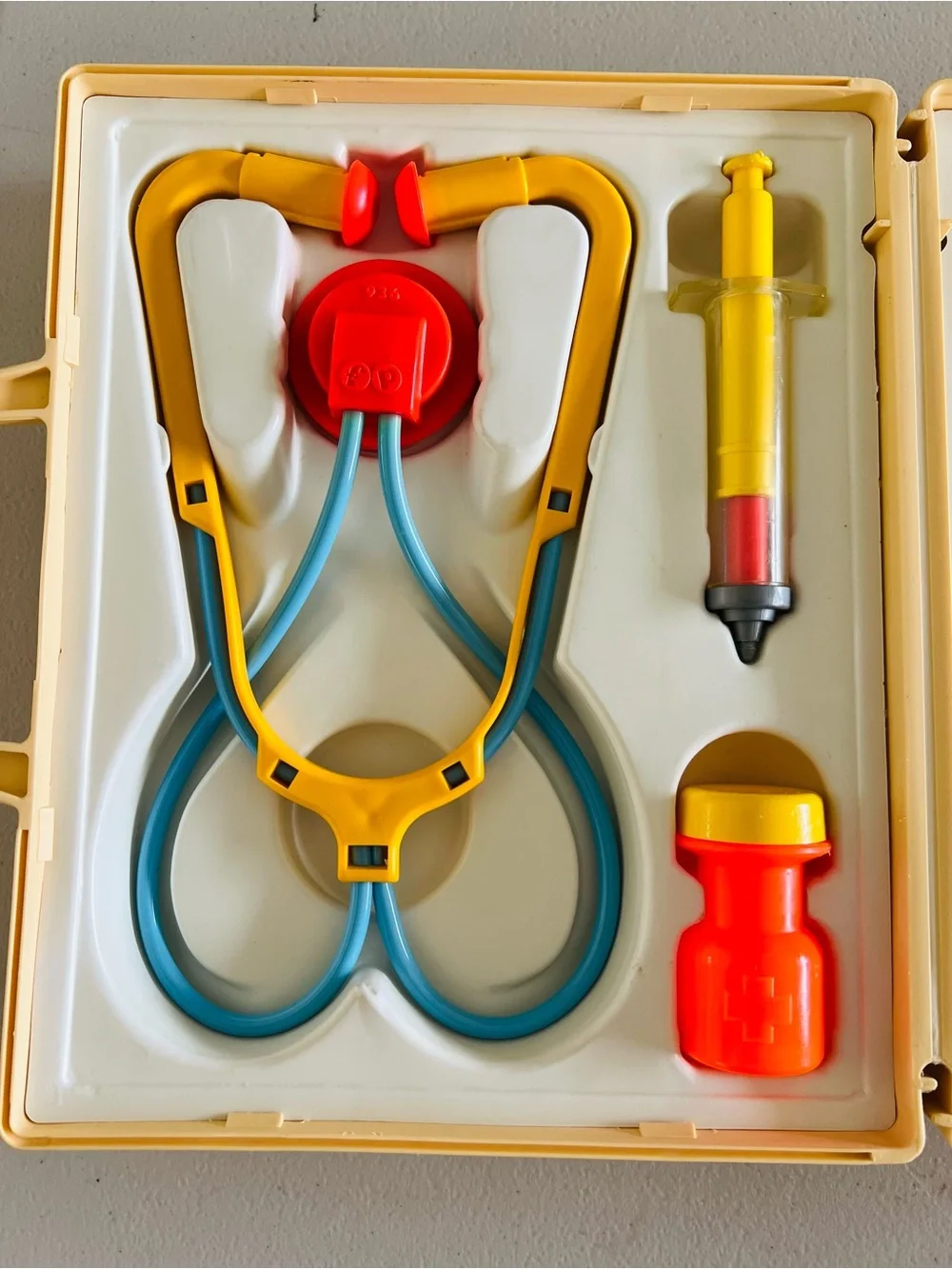 Vintage 1977 Fisher Price Medical Kit 936 Complete Plastic Carry Case Doctor